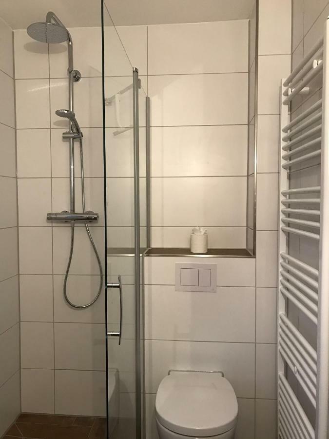 Ferienhaus Vier Jahreszeiten Bad Urach Esterno foto