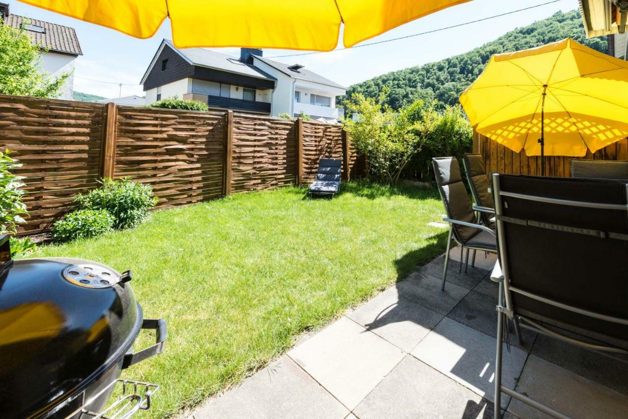 Ferienhaus Vier Jahreszeiten Bad Urach Esterno foto