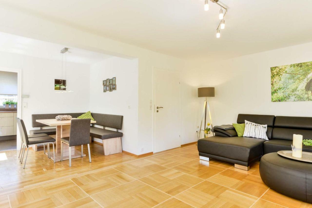 Ferienhaus Vier Jahreszeiten Bad Urach Esterno foto
